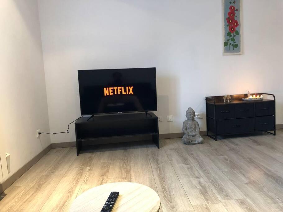 Le Grande Moderno Apartman Angoulême Kültér fotó